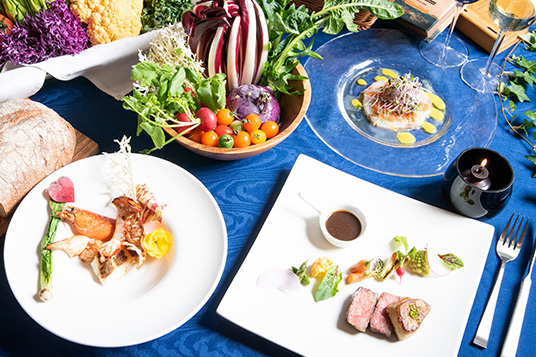 館内は階段・段差が無くバリアフリーのデザイン