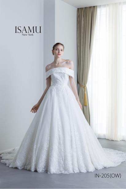 「ISAMU MORITA」のエレガントな雰囲気のドレス