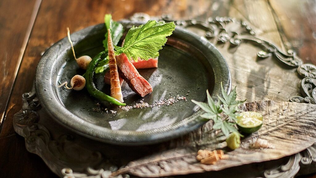 旬の厳選素材を贅沢に使って創作する「ジャパニーズキュイジーヌ」